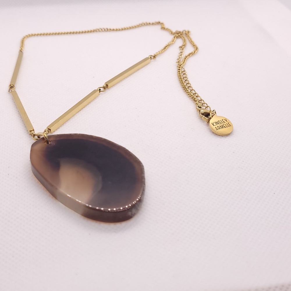 Kinsley Armelle 22" Brown Agate Pendant Necklace Gold Tone Modern Statement